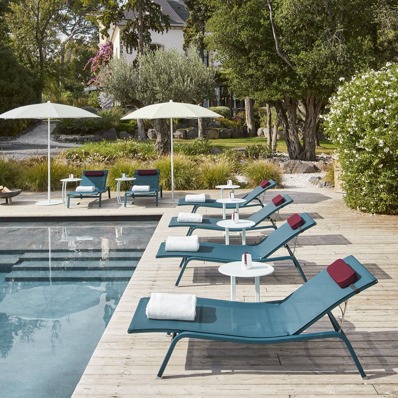 FERMOB Alizé 3 Piece Sunlounger Set