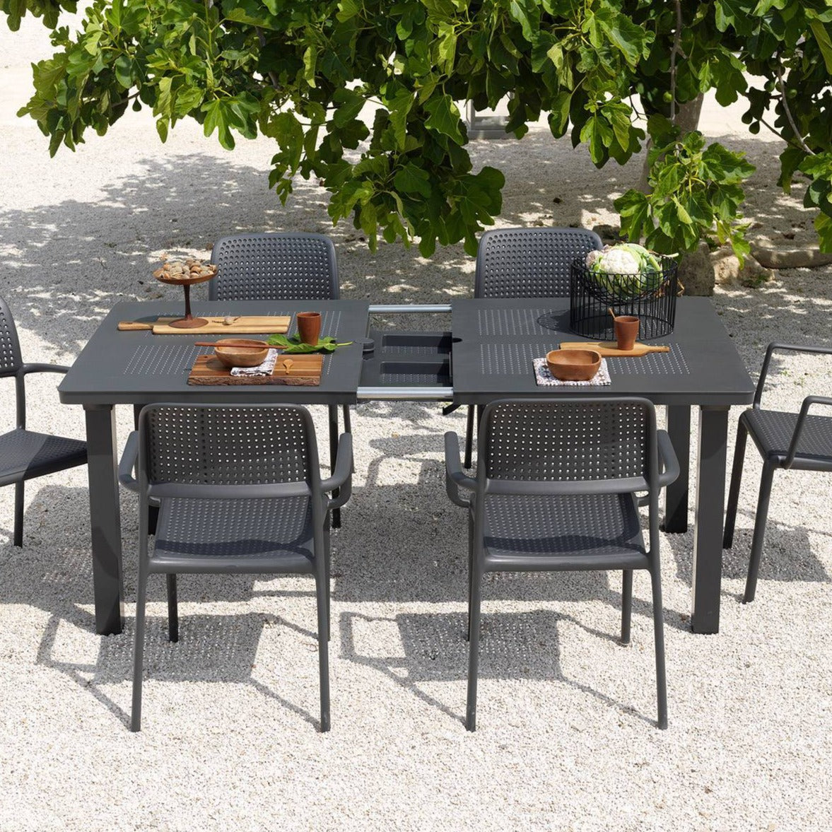 NARDI LEVANTE 6-8 Seater Dining Set with BORA chairs